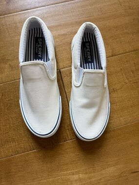 Sperry Men’s Slip-On Canvas Loafers in Cream